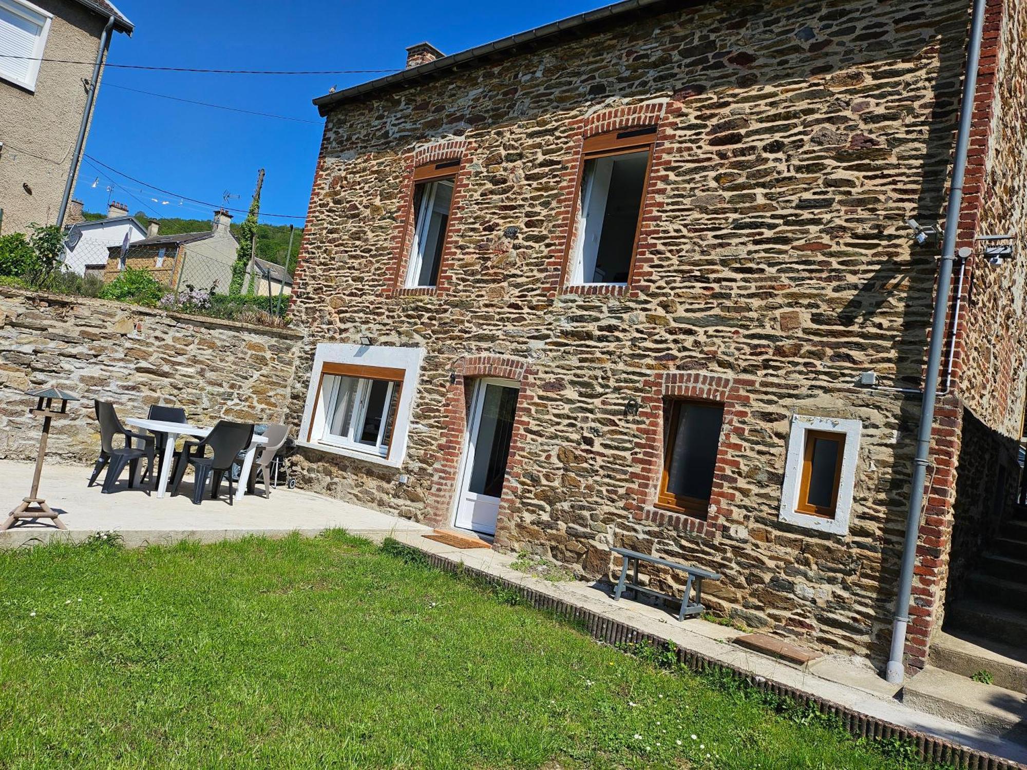 La Kaz A Cisco - Maison Independante Avec Garage A Velo-Moto Nouzonville 客房 照片